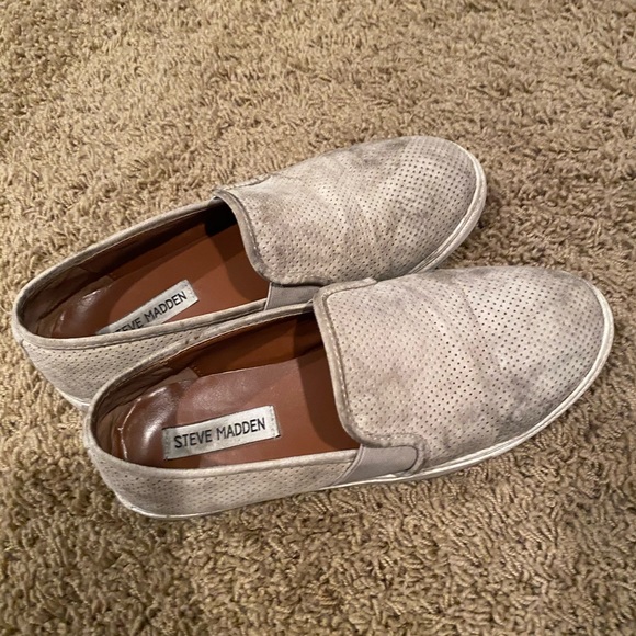 Steve Madden slip on sneakers - Picture 4 of 4